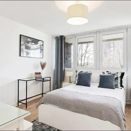 Cs Apartments Portobello